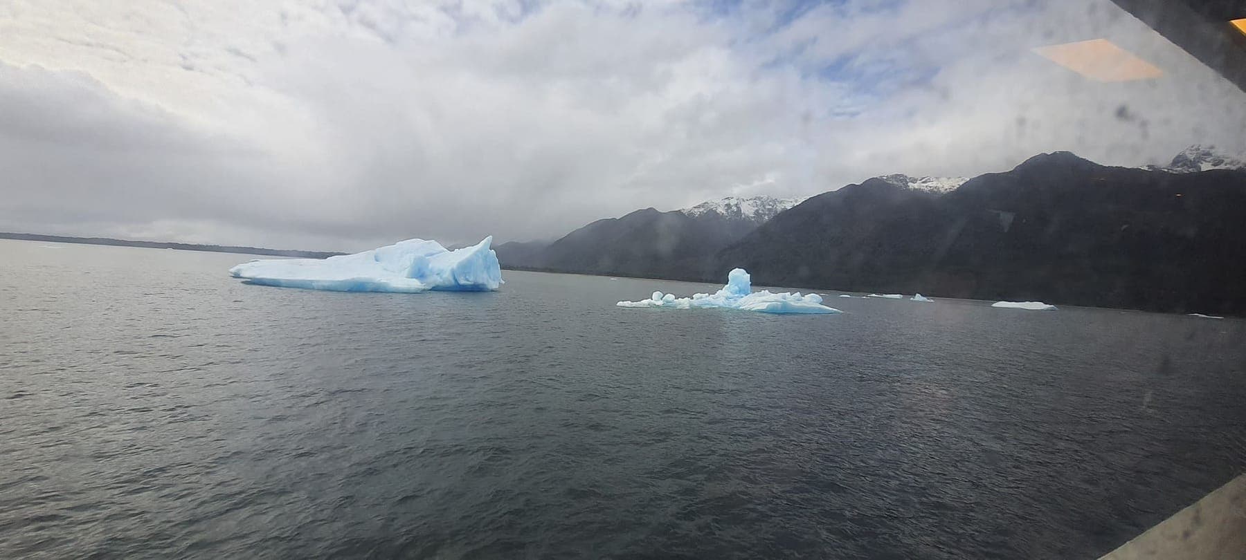 Hielo patagónico — imagen referencial